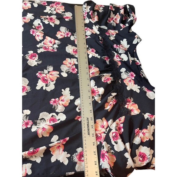 Lane Bryant size 3 X Black Floral Flowy Short Sleeve To Elbows Top - Picture 5 of 8